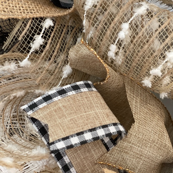 VALENTINE’S DAY Wreath “And so together they built a life they loved” 24” FULL - Picture 7 of 8